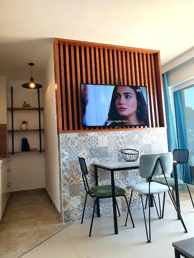 Anja & Ogo Apartments Sea View & Pool Petrovac ภายนอก รูปภาพ